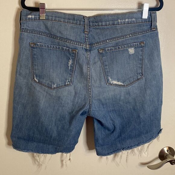 J Brand-Distressed Boyfriend Shorts-Euphoria- medium wash- Size 29 (US 8) - Picture 8 of 11